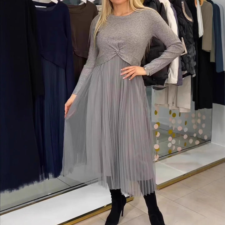 Dame Plisseret Midikjole med elegant Knotedesign Stilla