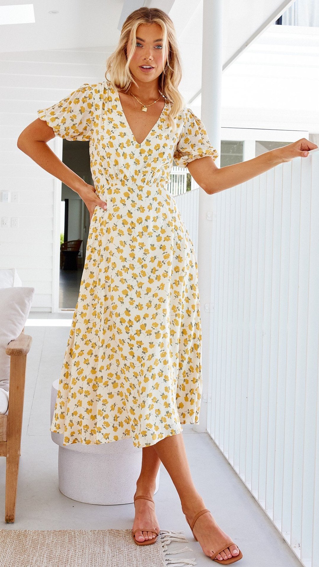 Damer Floral Print Midi-Kjole med Flæsekant Stilla