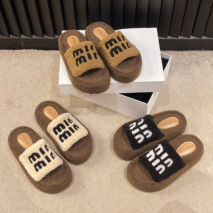 Femme Cozy Plush Slide Slippers Stilla
