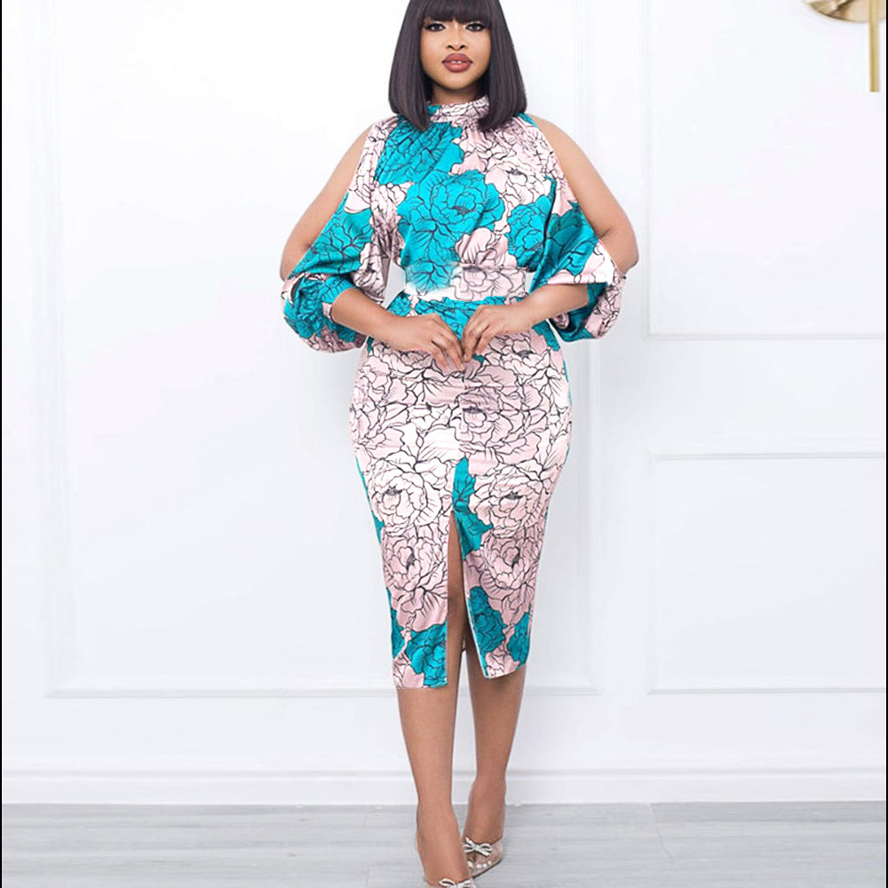 Dame elegant wrap dress with floral pattern and trendy cut-out sleeves Skovae