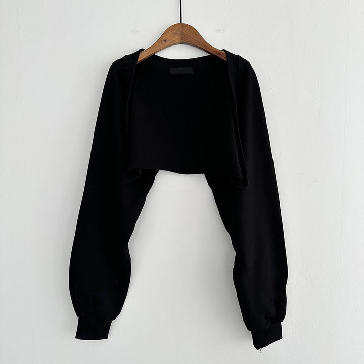 Kvinders sporty loungewear sæt med crop top og brede cargo bukser Stilla