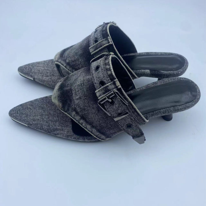 Femme Spidse-æne Denim Slide Mules med justerbar spænde Stilla