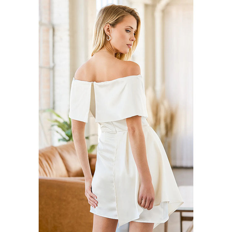 Dame Off-Shoulder Satin Væv Mini Kjole Stilla
