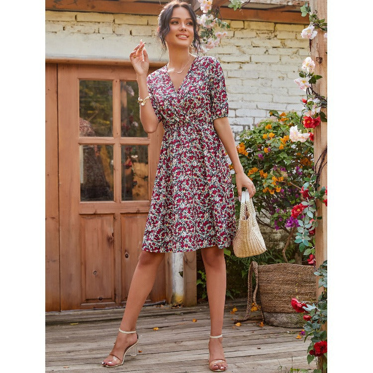 Femme Kortærmet Floral Slyngekjole Stilla