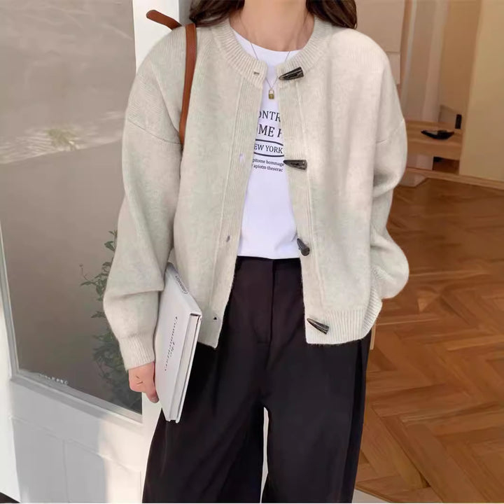 Kvinders cardigan med elegante knapdetaljer Stilla