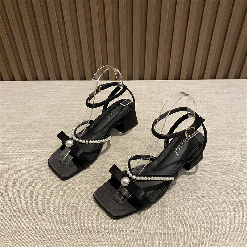 Femme Elegante Open-Toe Blokhæl Sandaler med Perle Detaljer Stilla