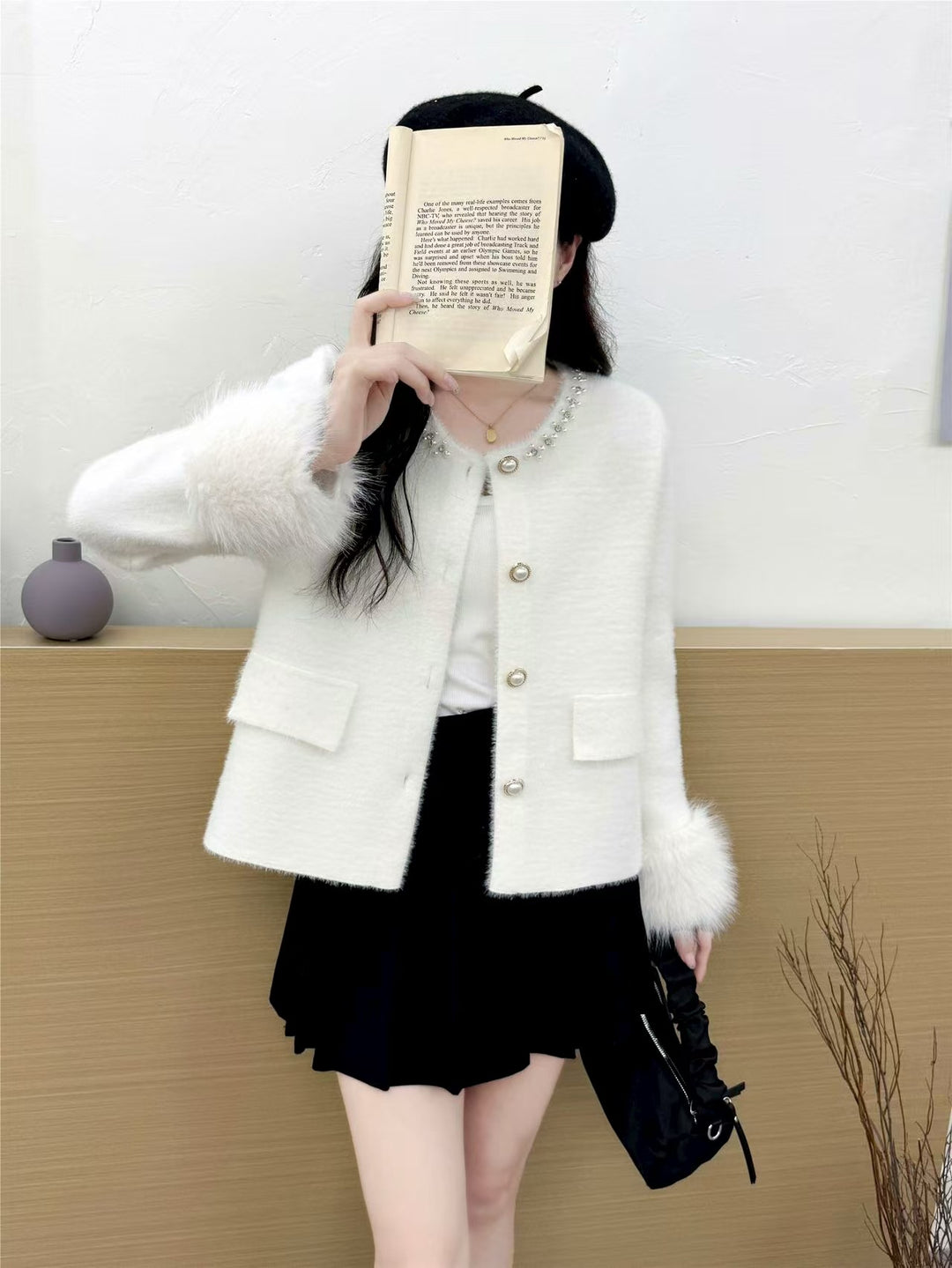 Damer elegant cardigan med perle dekoration og fluffy ærmer Stilla