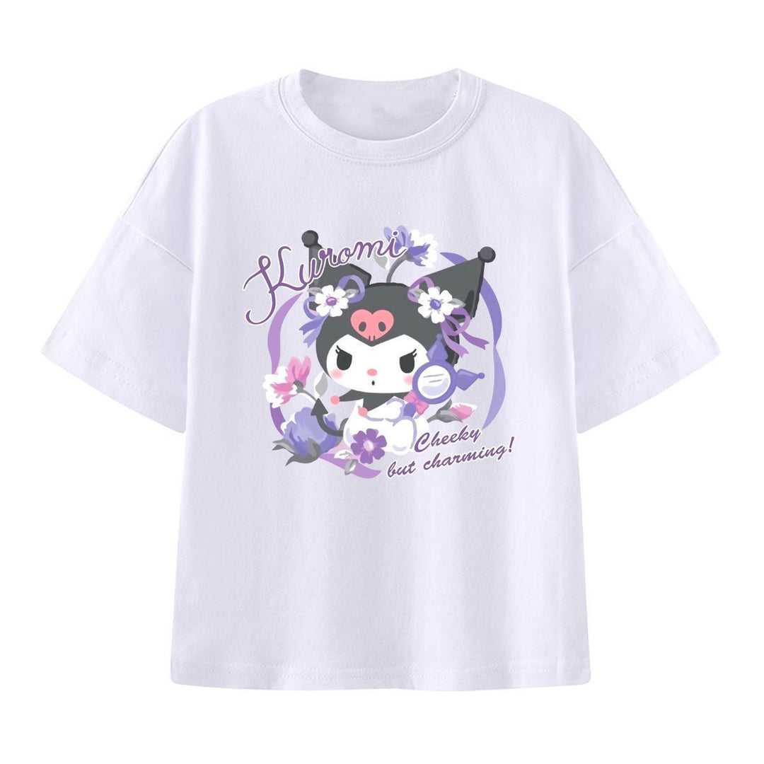 Dame T-shirt med stort Kuromi-motiv og legende tryk Stilla