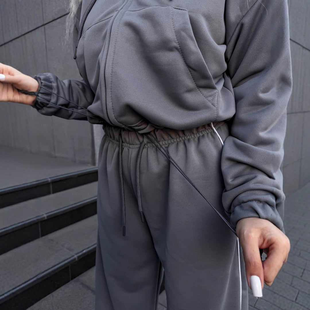 Kvindelig sporty loungewear sæt med hætte og brede bukser Skovae