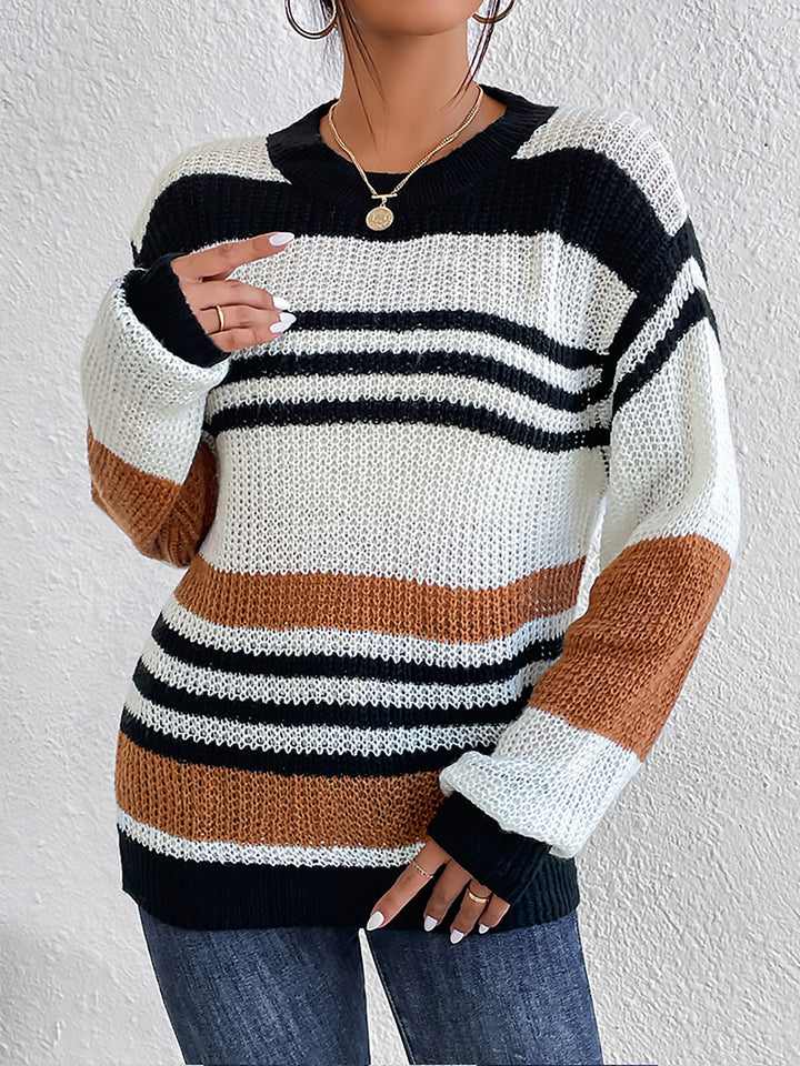 Dame moderigtig strikpullover med afslappet snit og brede striber Stilla