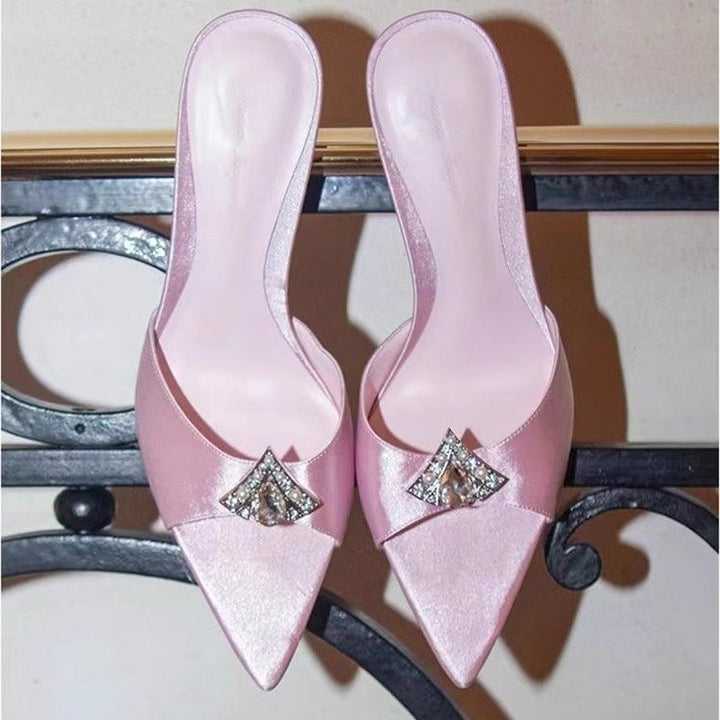 Dame Glamourøse Slingback-pumps med funklende smykkedetalje Stilla