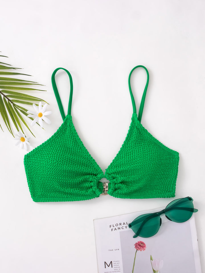 Dame Triangle-Bikini med struktureret design og sidelæns ring Skovae