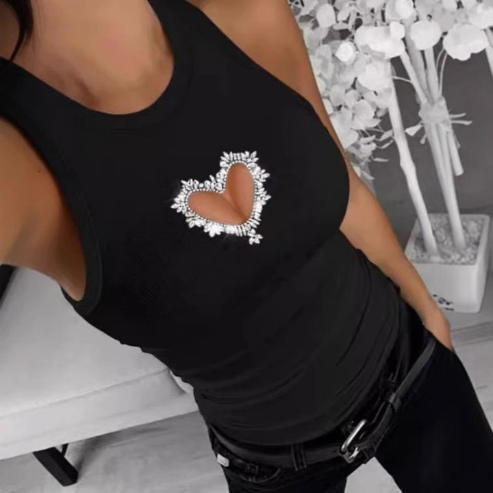 Dame Sporty Top med hjerteformet cut-out og glimmerdetaljer Stilla