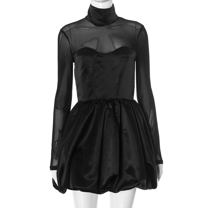 Dame elegant minikjole med gennemsigtige ærmer og voluminøs skirt Stilla
