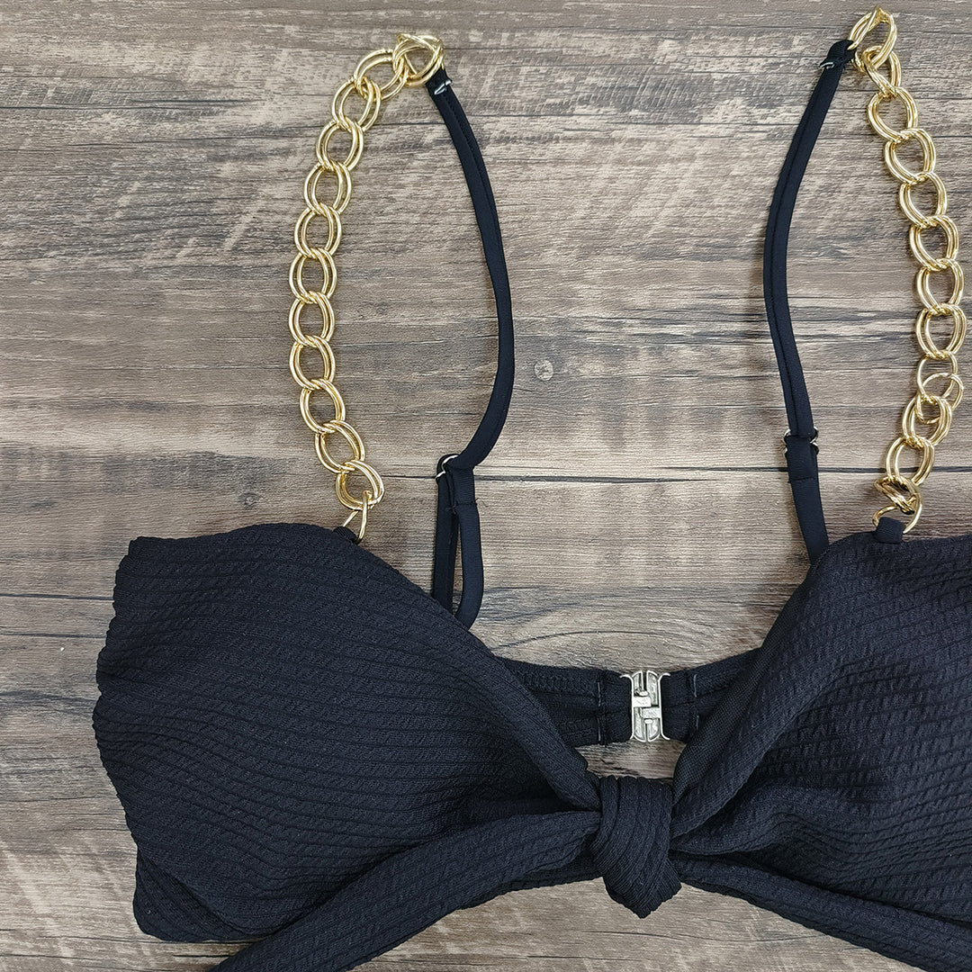 Dame bikini-sæt med raffineret kæde-halter og høj skæring Stilla