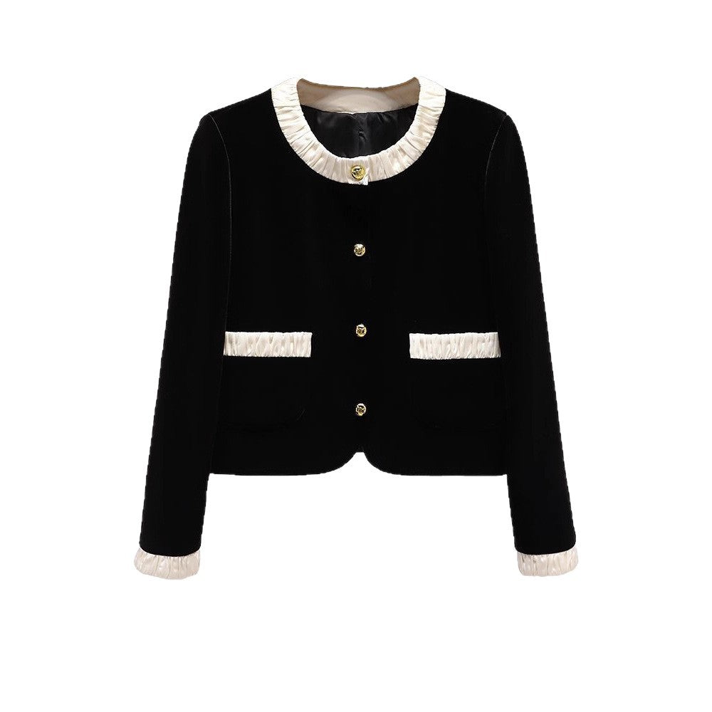 Dame kort jakke med elegant ruffle Stilla