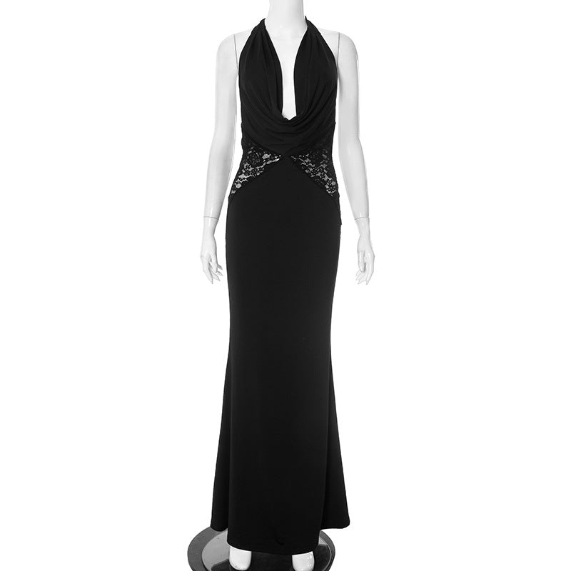 Dame Maxi-kjole med elegant indpakningsdesign og spidse accenter Stilla