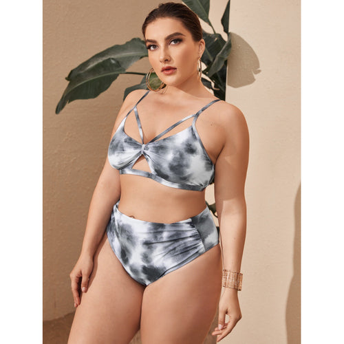 Dame højskåret bikini med moderne cut-out-design Skovae