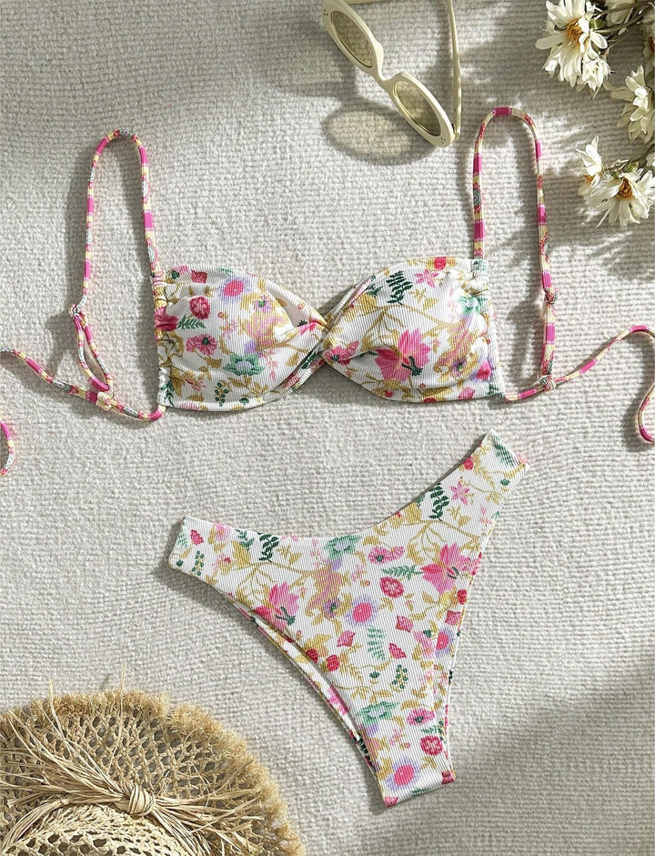 Dame fritids-bikini med blomster mønstre og justerbare stropper Skovae