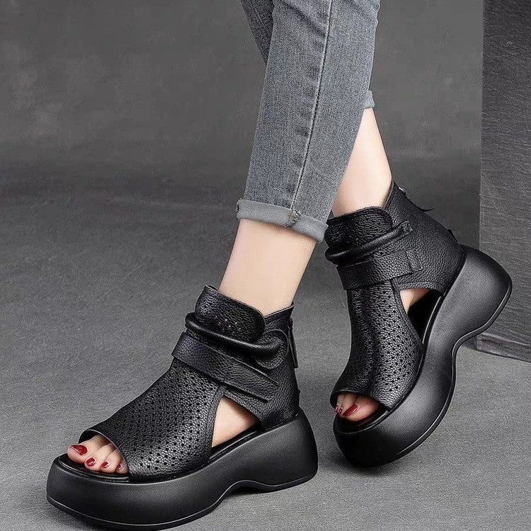 Dame Komfortable Plateau-Sandaler med luftig hulstruktur og innovativ lukning Stilla