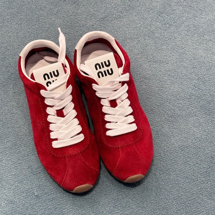 Dame Vintage-Style Retro Sneakers med høj kvalitets ruskindsdetalje Stilla
