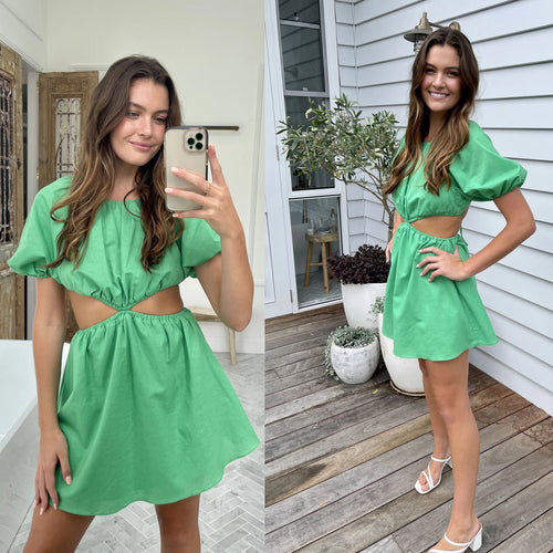 Damer sommerkjole med cut-out og puffærmer Stilla