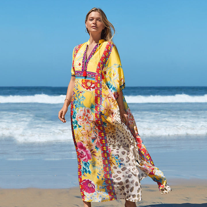 Dame Strandkimono med kunstnerisk blomsterdesign og lette materialer Stilla