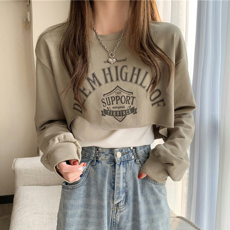 Femme Cropped Graphic Sweatshirt med frynset kant Stilla