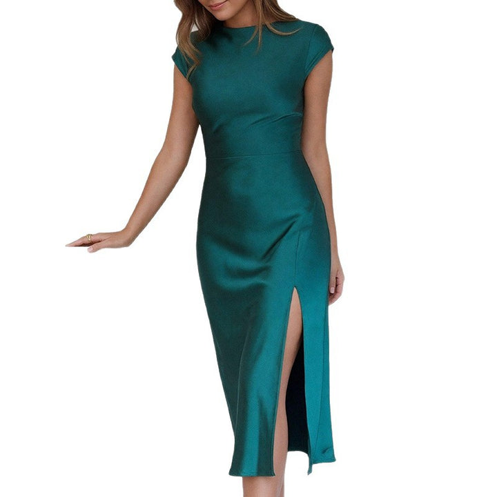 Kvinders elegante midi-kjole med chikt stående krave og flydende satin Stilla