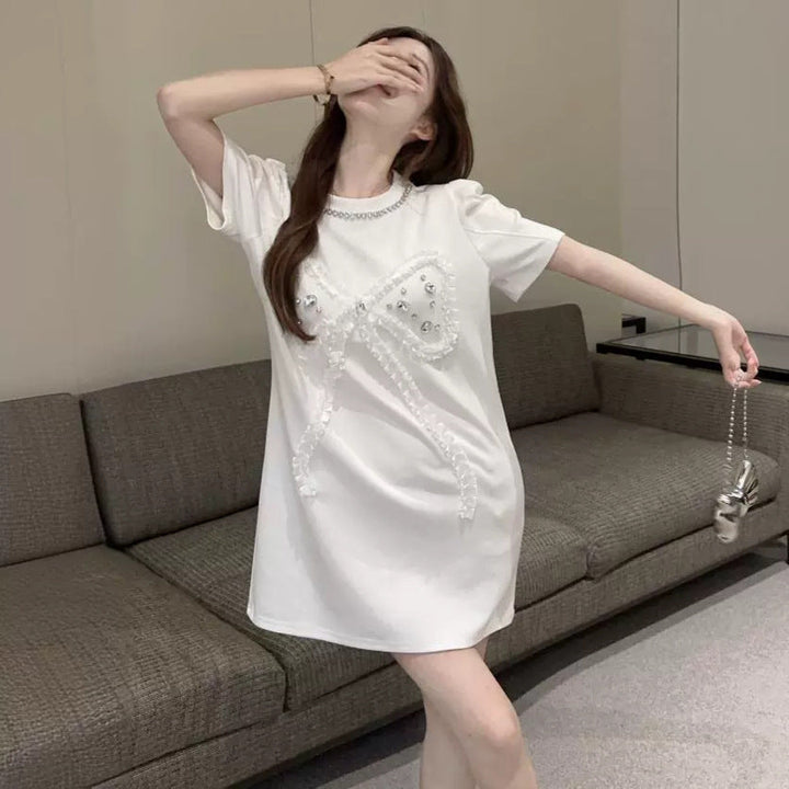 Stilla | Perlekjole Sydøstasien Rhinestone T-shirt kjole