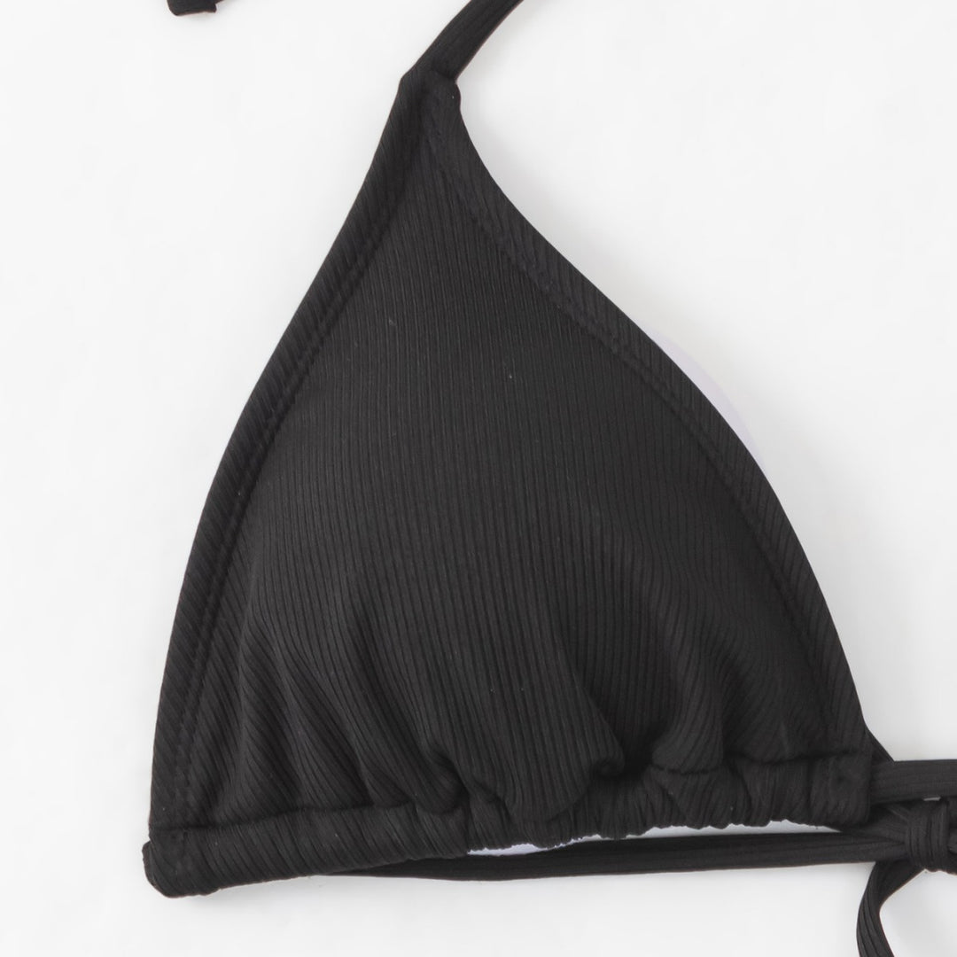 DameTriangel-Bikini med justerbare stropper og figurskabende elementer Skovae