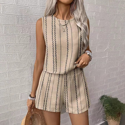 Dame Casual To-delt med stribet overdel og shorts Stilla