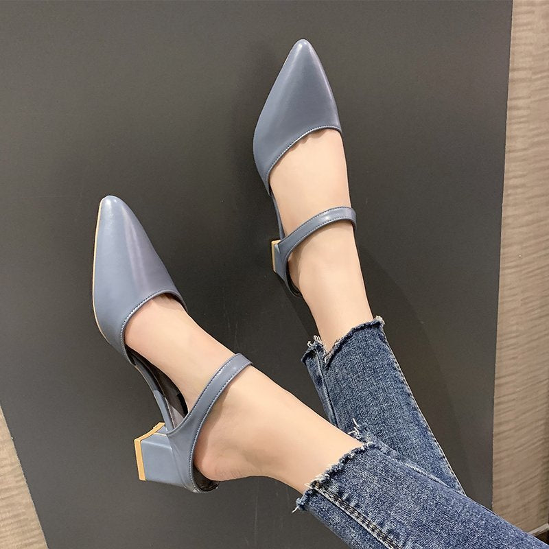 Dame Slingback Pumps med moderne blokhæl og elegant spids form Stilla