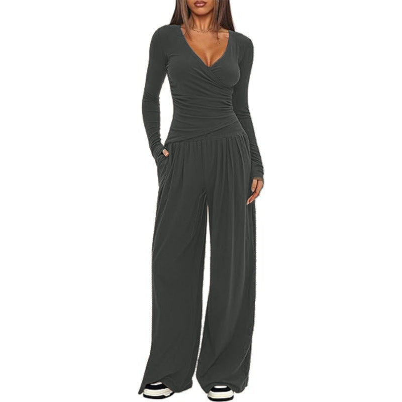 Dame afslappet jumpsuit med omslagsdesign og bredt ben Skovae