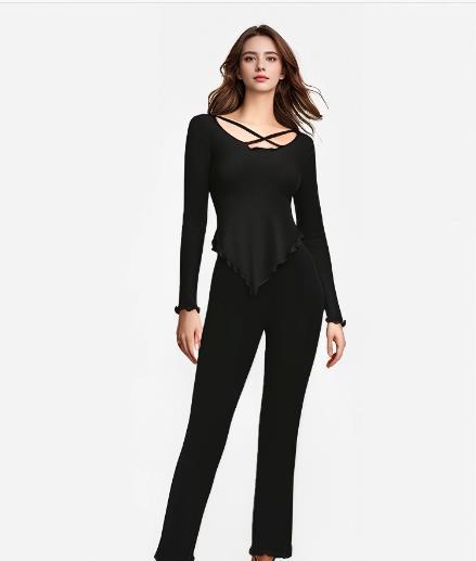 Dame Elegant og komfortabelt to-delt outfit Stilla
