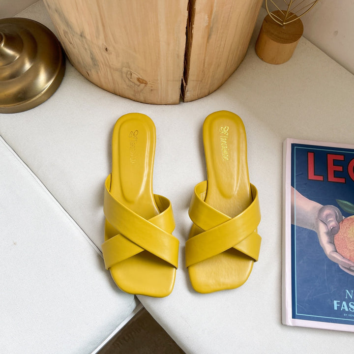 Dame Riemchen-sandaler med elegant krydsdesign og komfortabel fodseng Stilla