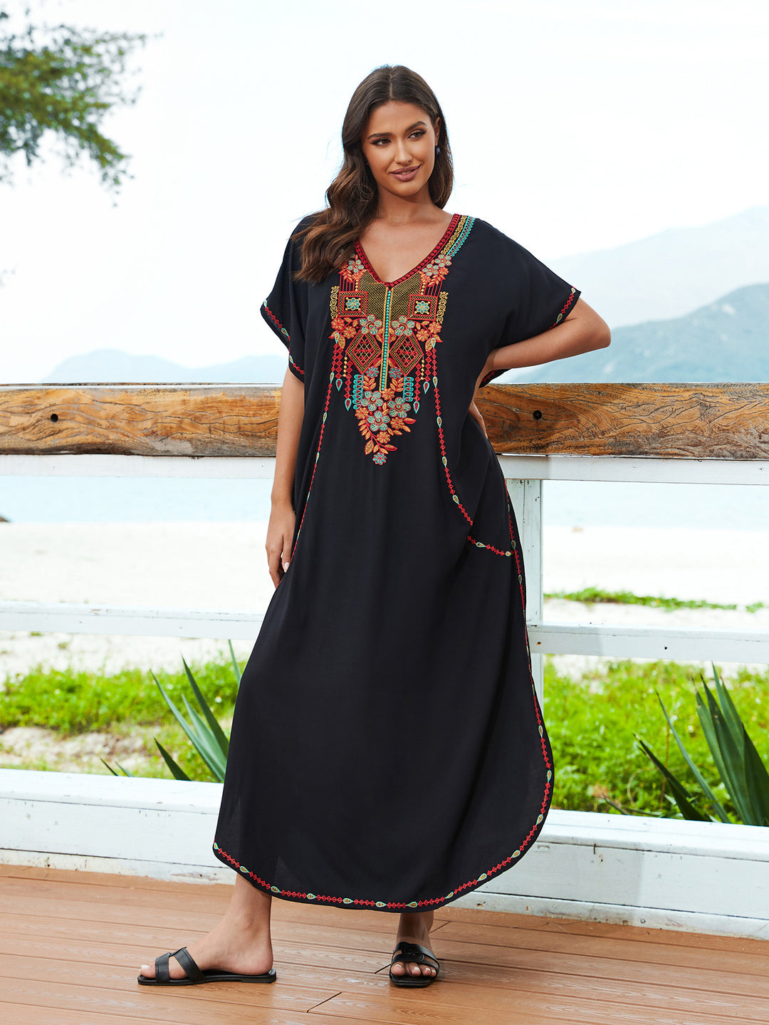 Dame Kaftan med detaljeret broderi og bred pasform Stilla