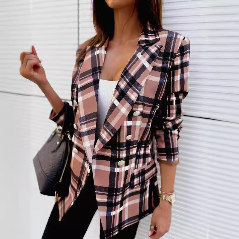 Dame ternet blazer med dobbelt knaplukning og elegante accenter Stilla