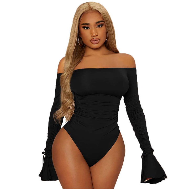 Kvindernes elegante off-shoulder bodysuit med volang detaljer og lange ærmer Stilla
