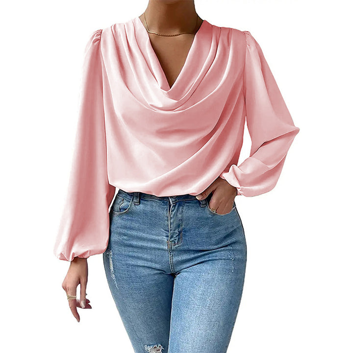 Damebluse med elegant vandfaldsudskæring og puffærmer Stilla