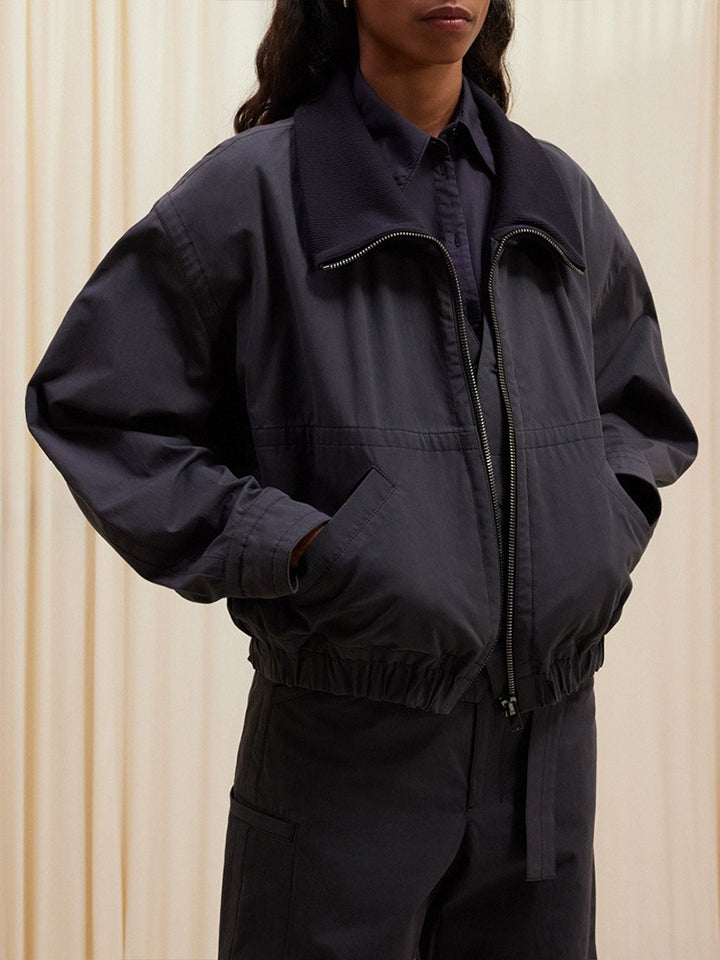 Kvinders afslappede hoodie jakke med høj krave og sidelukning Stilla