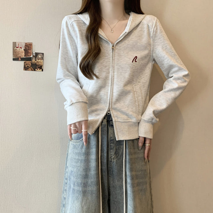 Femme Zip-Up Hoodie med Cropped Design Stilla