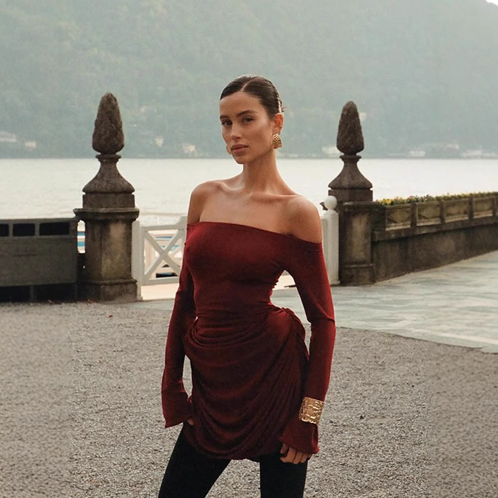Dame off-shoulder minikjole i elastisk jersey med raffinerede flæsedetaljer Stilla