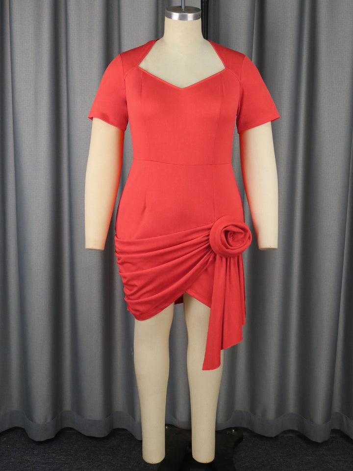 Dame figursyet kjole med asymmetrisk draperingsdetalje Skovae