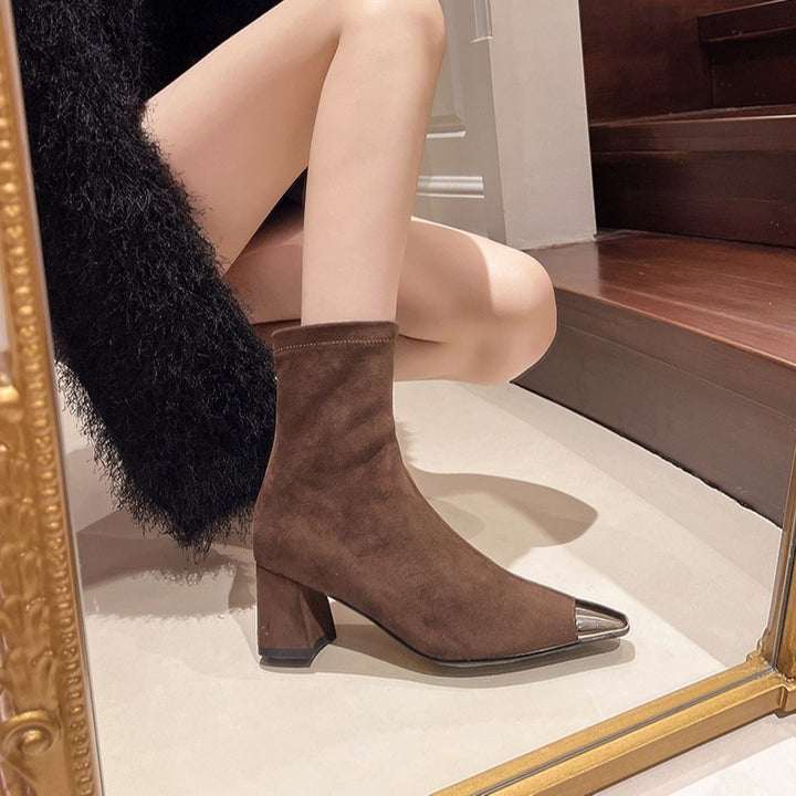 Femme Stilfulde Støvletter med Metallic-Tå-Detalje Stilla