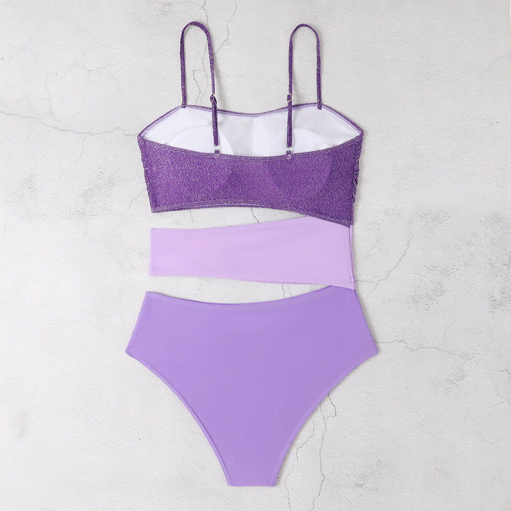 Dame bikini-sæt med glitrende top og modigt indpakningsdesign Stilla