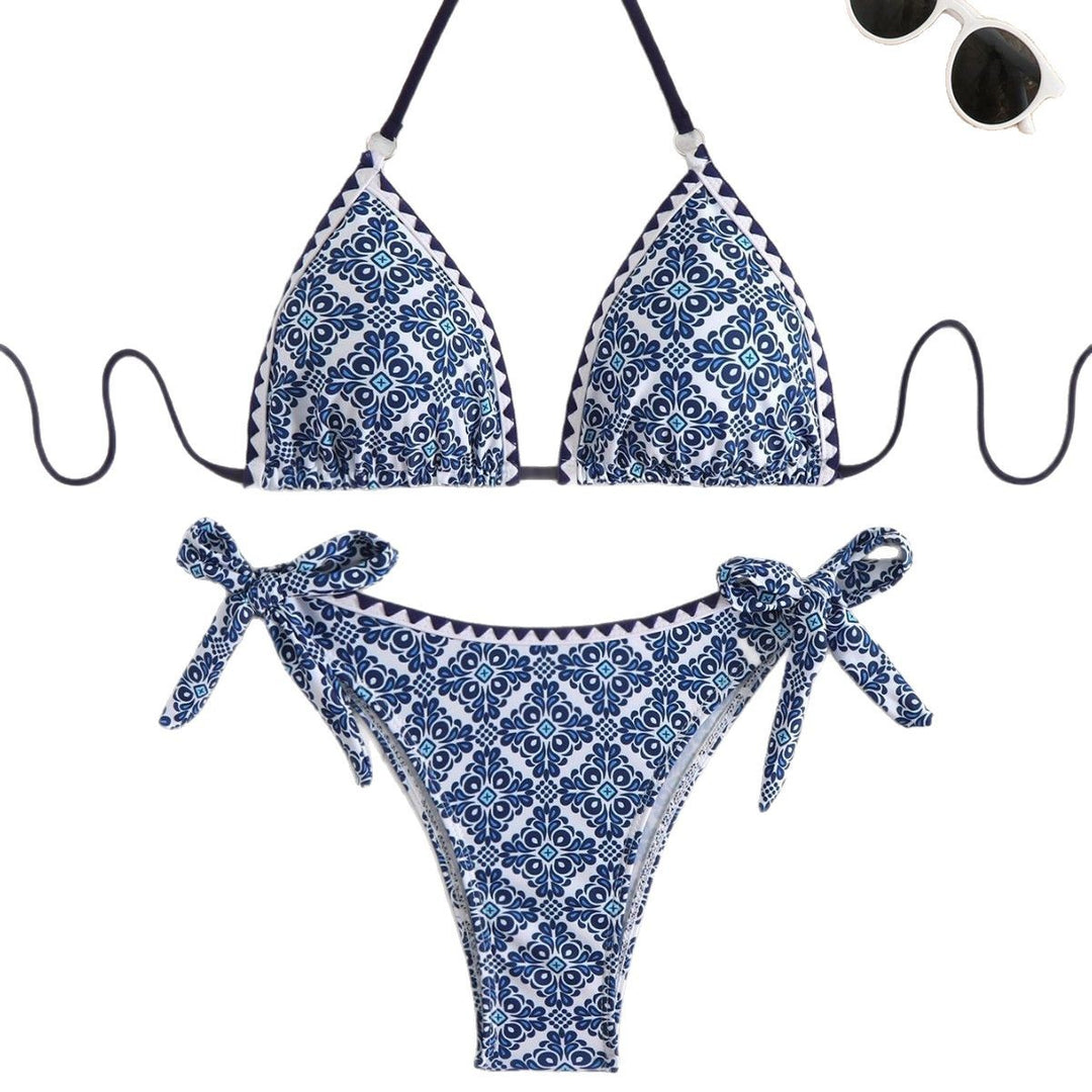 Dame Triangel-Bikini med legende snorebånd og elegant blomsterprint Stilla