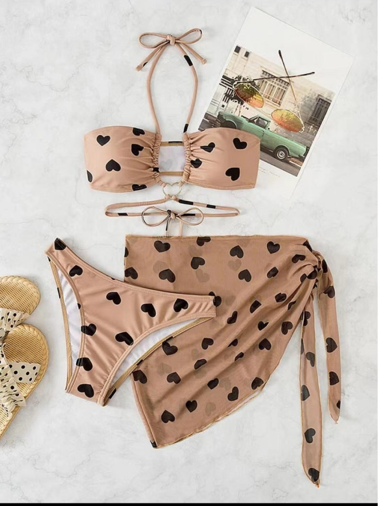 Dame bikini-sæt med hjerte mønster og indpakningsskørt Stilla