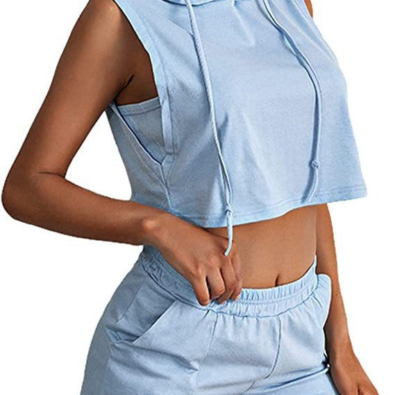 Damer casual sportsoutfit med hættebluse og shorts Stilla