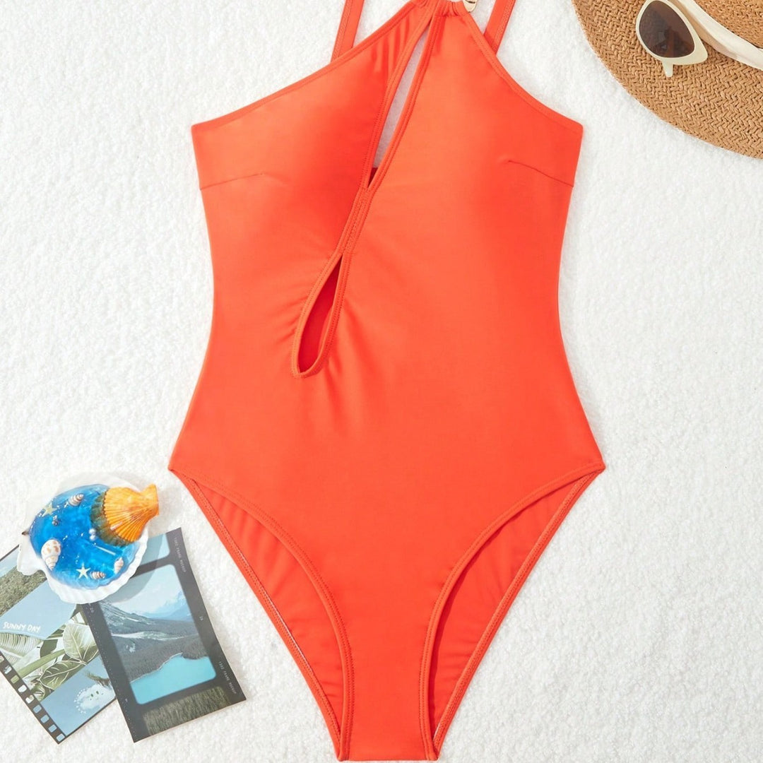 Dame badedragt med sporty cut-out og elegante detaljer Stilla